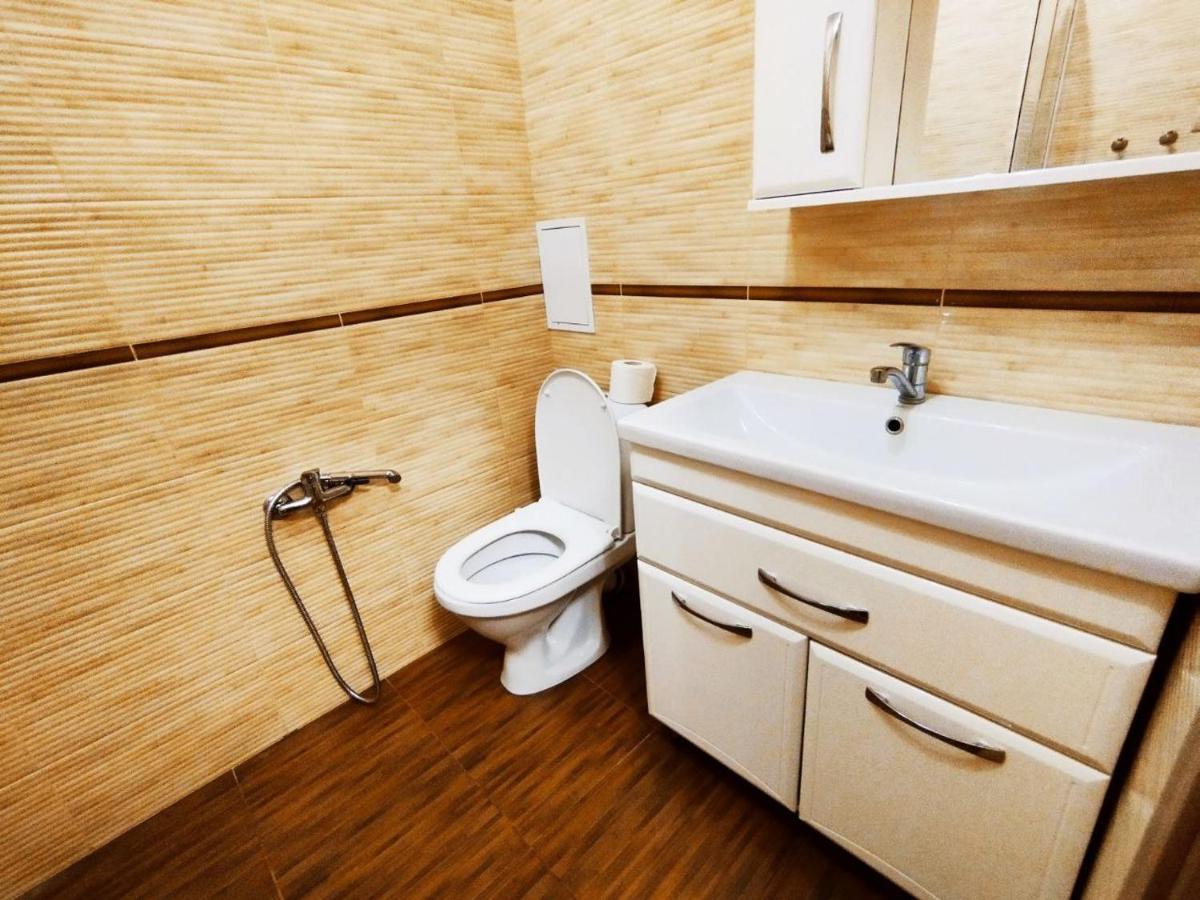 1-Bedroom Apartment Near The Sea 敖德萨 外观 照片